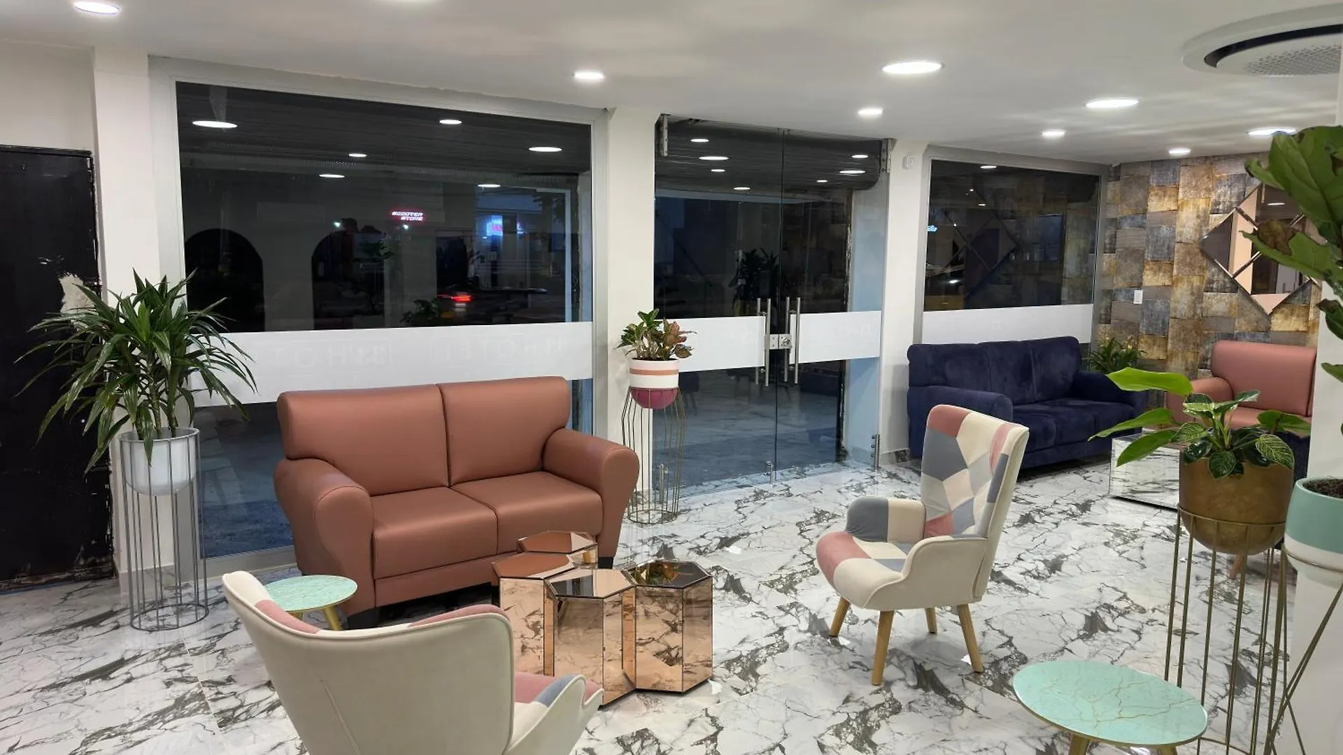33 Hotel Boutique location